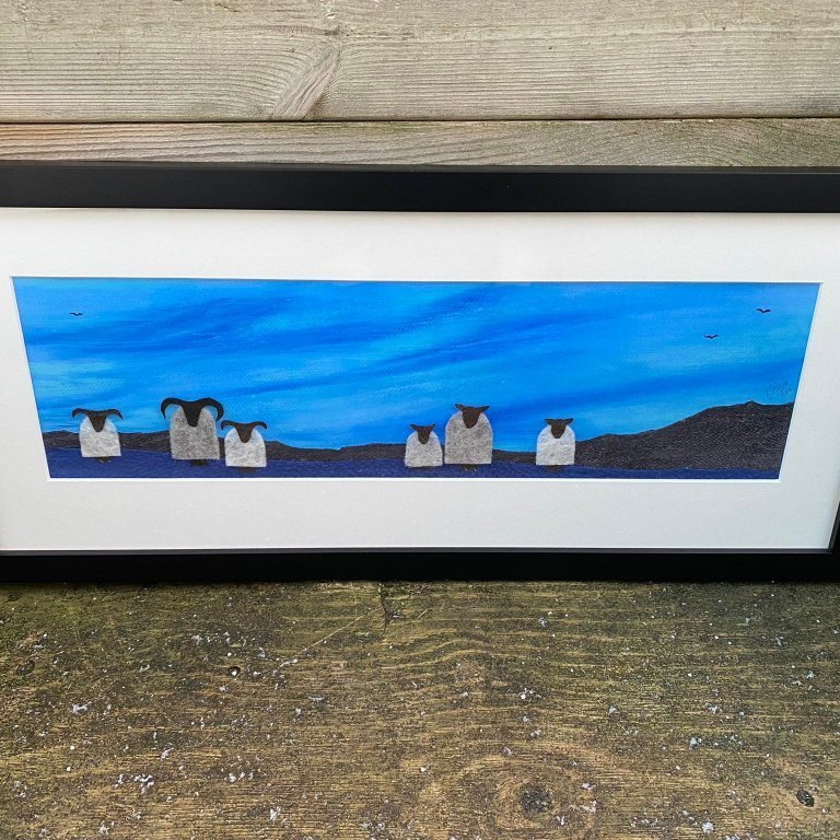 Vörunr. M2016-42 Þurrpastel, hlýraroð, laxaroð, flókakindur.  Stærð 30x65 cm.  Verð 28.000,-