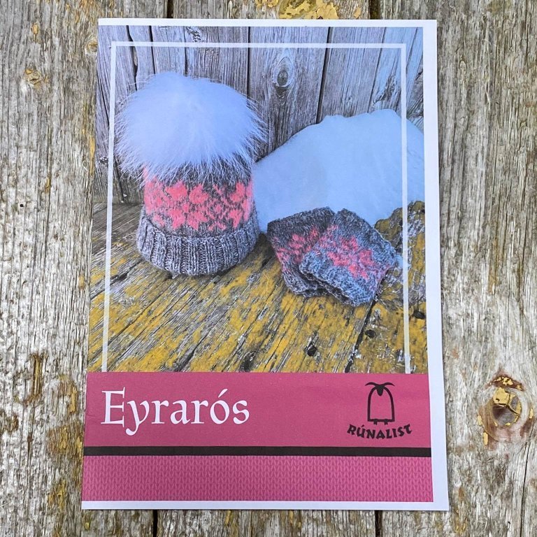 Uppskrift af húfu og handstúkum fyrir sauða- eða lambaband.  Verð kr. 1200.- sendum frítt hvert á land sem er.  Veittur er 10% afsláttur ef keyptar eru 3 uppskriftir eða fleiri. Fáanleg á íslensku.