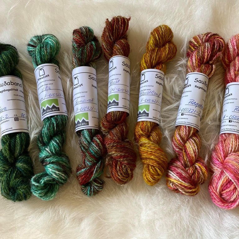 Sauðaband 25 gr dokkur - 1.200.- kr/stk