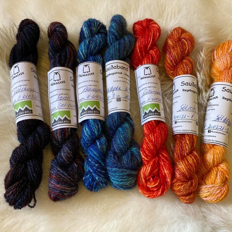 Sauðaband 25 gr dokkur - 1.200.- kr/stk