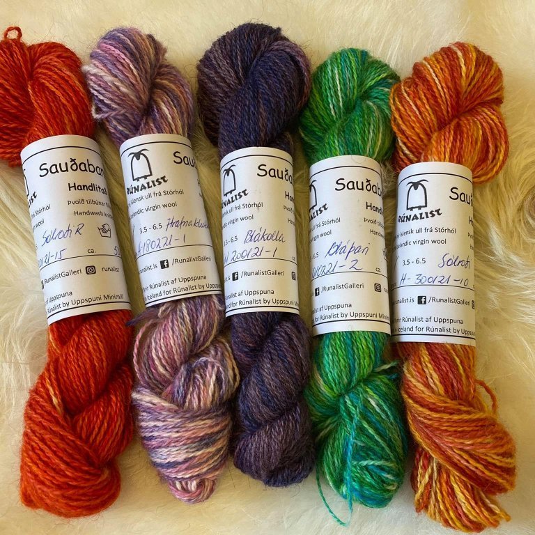 Sauðaband 50 gr dokkur - 2.200.- kr/stk